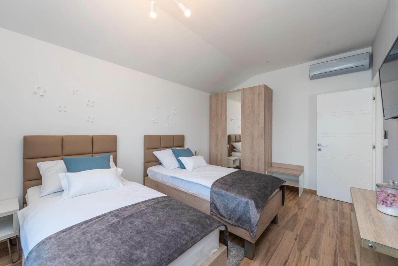 Luxury Apartments - La Vir 5& 6 Eksteriør bilde