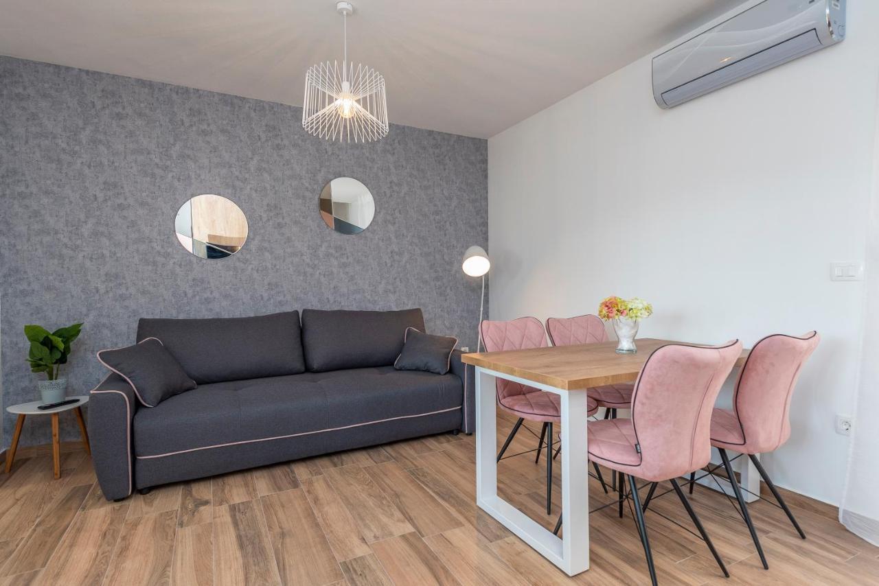 Luxury Apartments - La Vir 5& 6 Eksteriør bilde