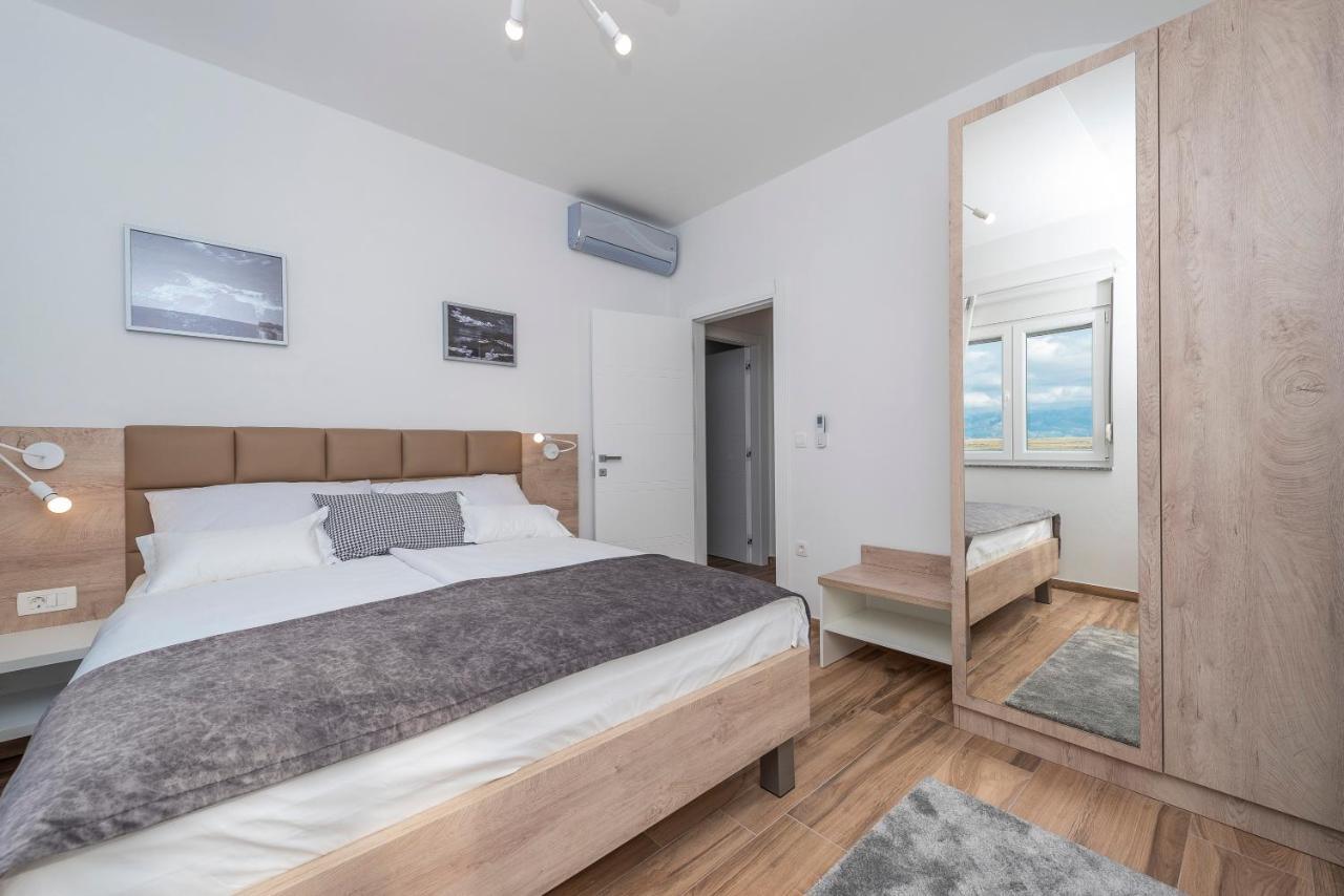 Luxury Apartments - La Vir 5& 6 Eksteriør bilde